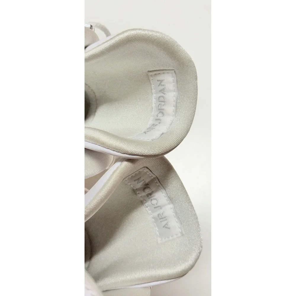 Air Jordan 4 Retro Pure Money White Metallic Silver Mens‎ Size 12 Sneakers